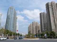 住建部：确保脱贫攻坚需改造的135.2万户危房2020年全部竣工